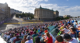 Formula 1 2017 Azerbaijan Grand Prix Records Highest Attendance Increase