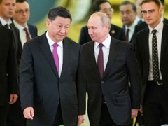 Russia & China De-dollarize In Face Of U.S. Sanctions