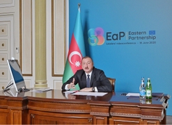 Azerbaijani President Prevents Armenian Prime Minister From Distorting Facts at Recent Summit