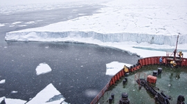Russia Eyes Stronger Presence in the Arctic
