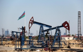Azerbaijan Agrees to Maintain Limits on Daily Oil Output