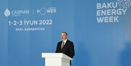 Azerbaijan, EU Working to Expand Natural Gas Supplies to Europe