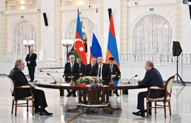 Azerbaijani, Armenian Leaders Affirm Mutual Recognition of Sovereignty and Territorial Integrity