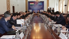 Kazakhstan, Tajikistan Sign Business Deals Worth over $1.8 Billion